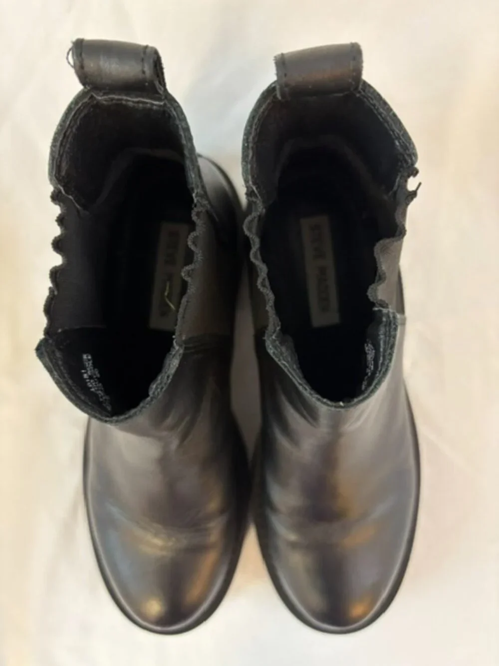 Steve Madden Tyclone Black Leather Lug Sole Chelsea Boot Women's Size 6M